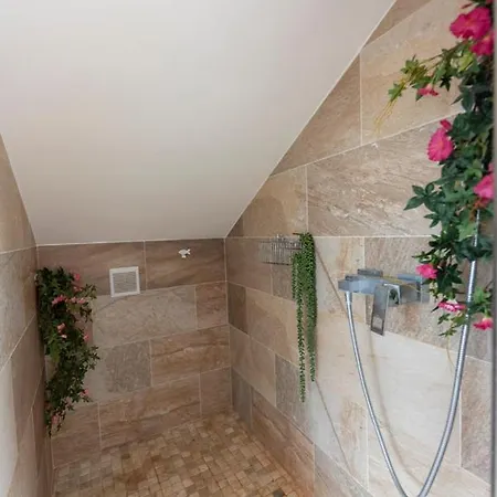 Caravanserail Apartman